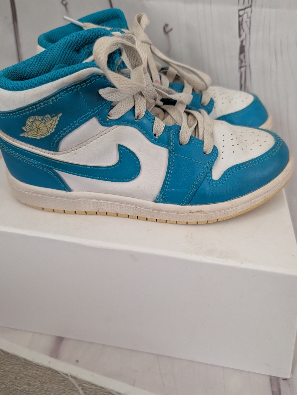 Jordan Kids' Mid-Top Sneakers in White & Teal